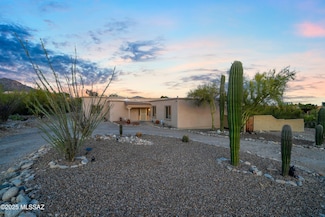 6620 N Camino Padre Isidoro, Tucson, AZ 85718