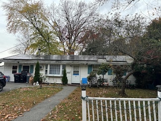 4 Cairn Rd, Brockton, MA 02302