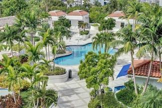 20281 E Country Club Dr Unit 511, Aventura, FL 33180