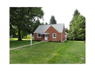 100 Olive Dr, Trafford, PA 15085