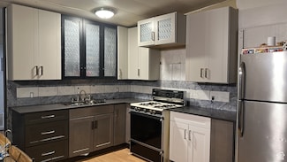 1001 Fireweed Dr Unit 221, Taylorsville, UT 84123