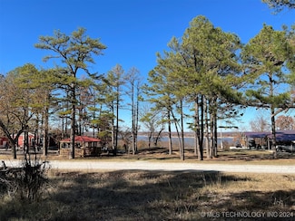 1887 Clearwater Dr, Cleveland, OK 74020