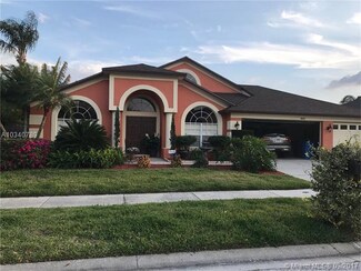 18104 Sweet Jasmine Dr, Other City - In the State of Florida, FL 33146