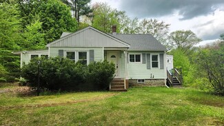 72 Sylvan Rd, Uxbridge, MA 01569