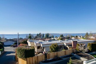 6212 106th Ave NE, Kirkland, WA 98033