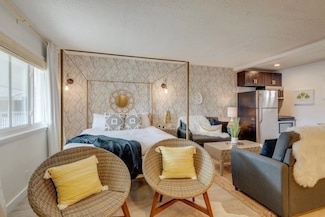 803 Hillview Heights Unit 206, Nashville, TN 37204