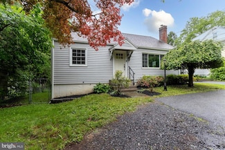1724 E Branch Rd, State College, PA 16801