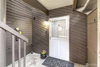 10017 NE 122nd St Unit M-B, Kirkland, WA 98034