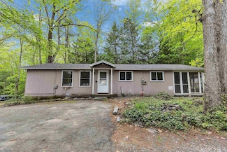29 Centennial Dr, Webster, NH 03303