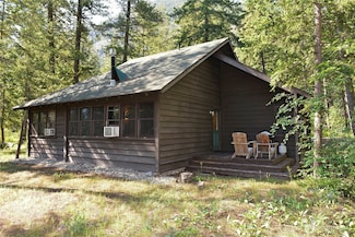 17798 State Route 20 Unit C-7, Mazama, WA 98833