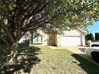 102 Elderbury Ct, Mooresville, IN 46158