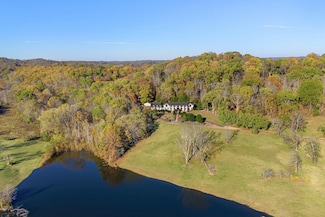 112 Lakeside Dr, Goodlettsville, TN 37072