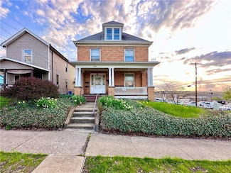 1102 E Washington St, New Castle, PA 16101
