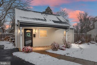 126 Mace St, Manassas Park, VA 20111