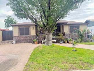 5703 Poinsetta Dr, Laredo, TX 78041