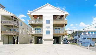1713 Carolina Beach Ave N Unit B, Carolina Beach, NC 28428