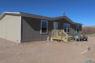 94 Alamosa Village Rd, Elephant Butte, NM 87935