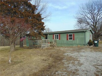 22107 S Peek Rd, Peculiar, MO 64078