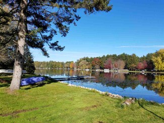 N5406 Lily Pad Ln, Wild Rose, WI 54984