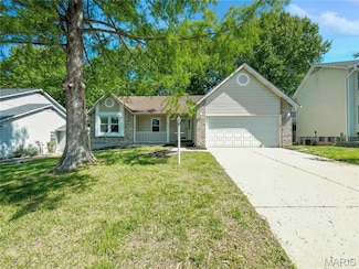 1303 Colby Dr, Saint Peters, MO 63376
