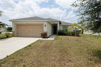 8350 Tortoise Isle Ct, Lehigh Acres, FL 33972