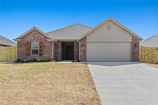 438 Hall St, West Fork, AR 72774