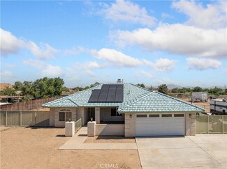 14828 Eucalyptus St, Hesperia, CA 92345