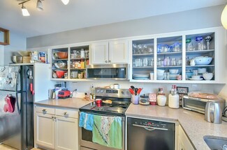400 Davie Rd, Carrboro, NC 27510