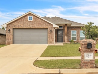 10549 SE 23rd St, Midwest City, OK 73130