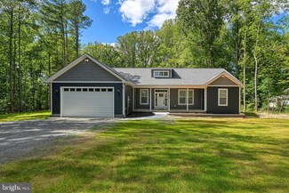 879 Daniel Rd, Louisa, VA 23093