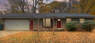 11632 Woodgate Dr NW, Grand Rapids, MI 49534