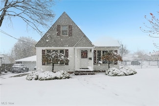 6863 State Rd, Cleveland, OH 44134