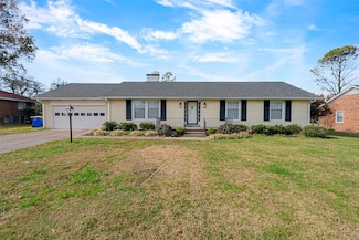 623 Sherwood Dr, Bowling Green, KY 42103