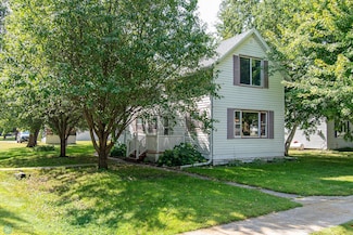 40 3rd Ave N, Kindred, ND 58051