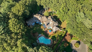 11 Fulling Mill Ln, Hingham, MA 02043