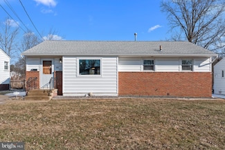 46 Shelburne Dr, Ewing, NJ 08638