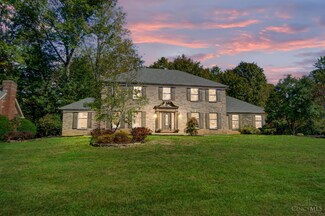 1296 W Eastman Ln, Maineville, OH 45039
