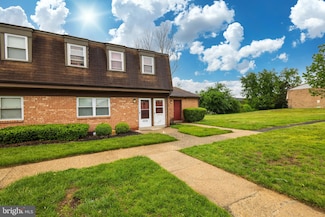 1216 Liberte Ct, Burlington, NJ 08016