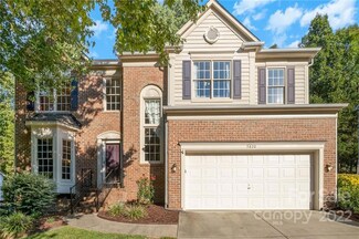 5820 Swanston Dr, Charlotte, NC 28269