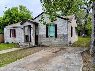7526 Bywood St, Houston, TX 77028