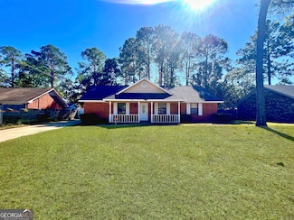 707 Friar Tuck Ln, Hinesville, GA 31313