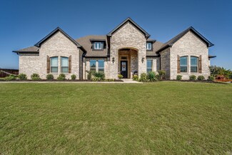 60 Anna Leigh Dr, Waxahachie, TX 75167