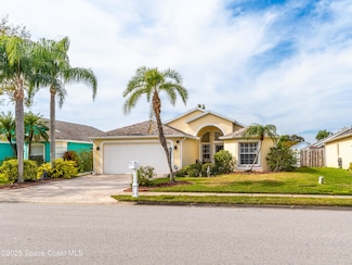 2810 Saint James Ln, Melbourne, FL 32935