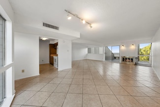 300 Out Yonder Unit 178, Horseshoe Bay, TX 78657