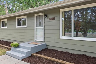 1753 Stagecoach Rd, Shakopee, MN 55379