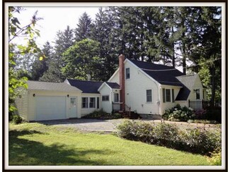 30 Two Rod Rd, Marilla, NY 14102
