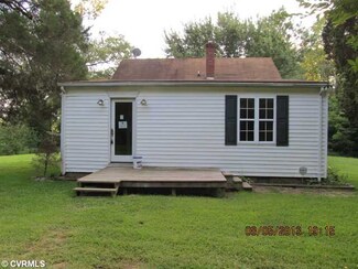 595 Southside Ln, Dunnsville, VA 22454