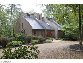 3000 River Oaks Dr, Midlothian, VA 23113