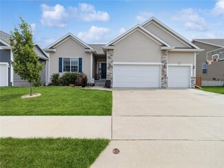 504 SE 15th St, Grimes, IA 50111