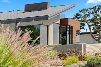 770 W Solana Cir, Solana Beach, CA 92075